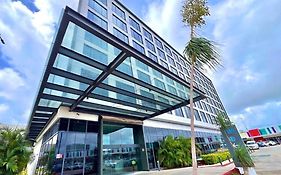 Fiesta Inn Express Cancun Cumbres